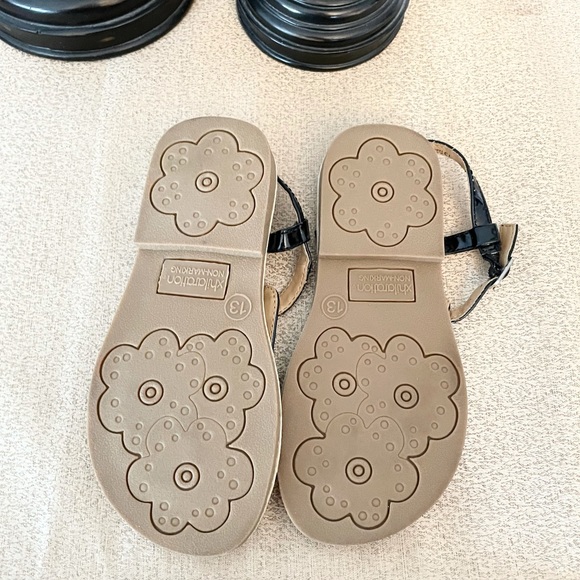 🆕Girl’s Xhilaration Thong Sandals Size 13 - Picture 3 of 3